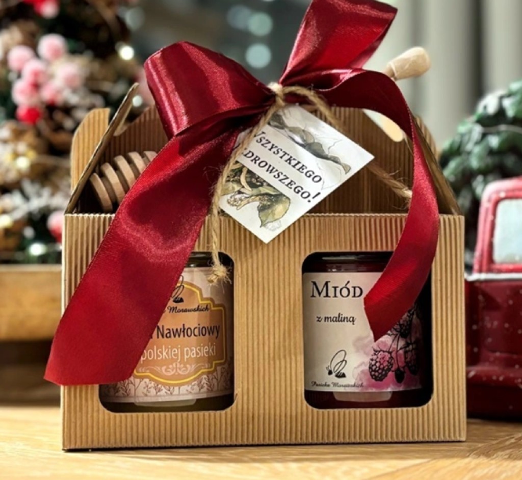 Pomysły na prezenty last minute. Sprawdź te 24 inspiracje prosto ze sklepów naszych klientów. Pomysły na prezenty last minute. Sprawdź te 24 inspiracje prosto ze sklepów naszych klientów.